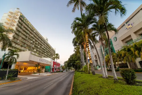 Emporio Acapulco À proximité de l'hôtel Photos