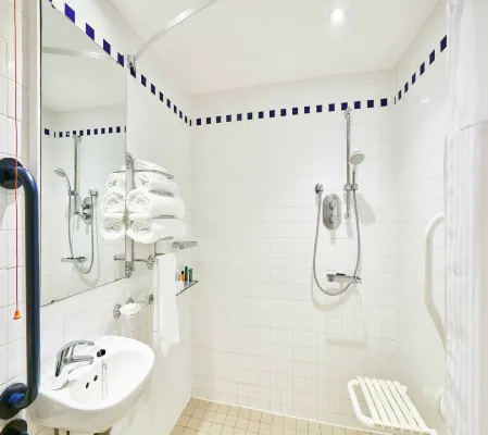 Hilton Garden Inn Birmingham Brindleyplace Photos