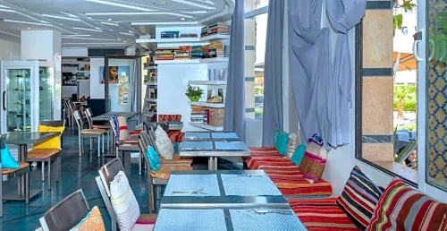 Amani Hotel Suites & Spa Dining Photos