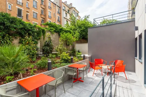 Ibis Budget Paris Clichy Mairie Extérieur Photos