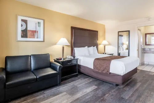 Americas Best Value Inn and Suites Flagstaff Rooms Photos