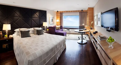 Taj Lands End Photos