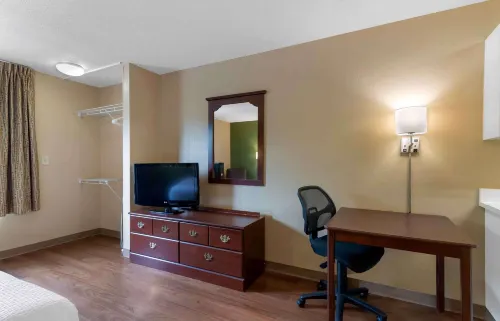 Extended Stay America Suites - Atlanta - Perimeter - Crestline Rum Photos
