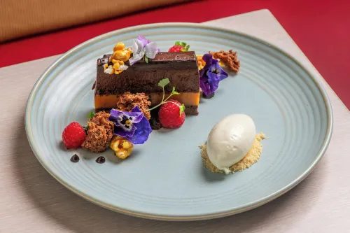 The Orchard Hotel & Restaurant Spisning Photos