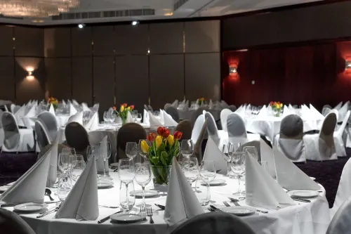 DoubleTree by Hilton Luxembourg Restauration Photos