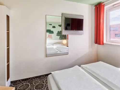 B&B HOTEL Aschaffenburg Rooms Photos