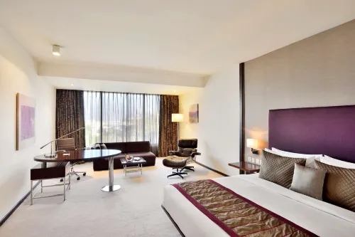 Radisson Blu Plaza Hotel Hyderabad Banjara Hills Rooms Photos