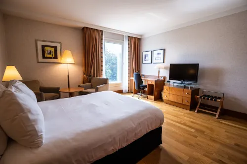Hôtel Crowne Plaza - Aéroport de Bruxelles Chambres Photos