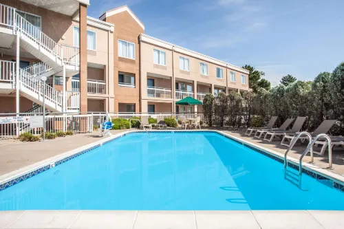Baymont by Wyndham Madison Heights Detroit Area Leisure & Recreation Photos