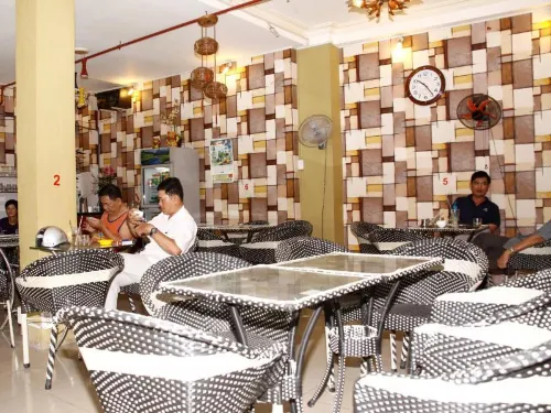 Truong Giang Hotel Restauration Photos