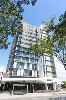 Alex Perry Hotel & Apartments Featured Photos