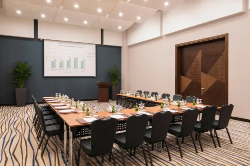 Cristal Amaken Hotel Riyadh Business Facilities Photos