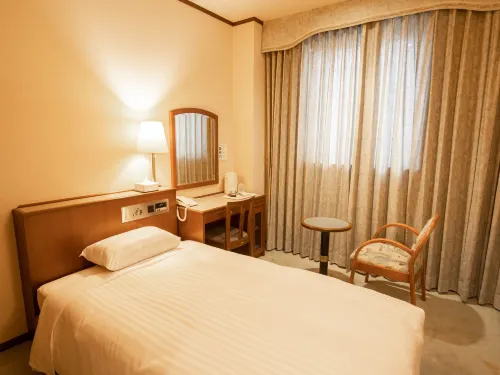 Hotel Castle Inn Suzuka Rooms Photos