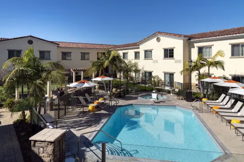 Courtyard Santa Barbara Goleta Semester och rekreation Photos