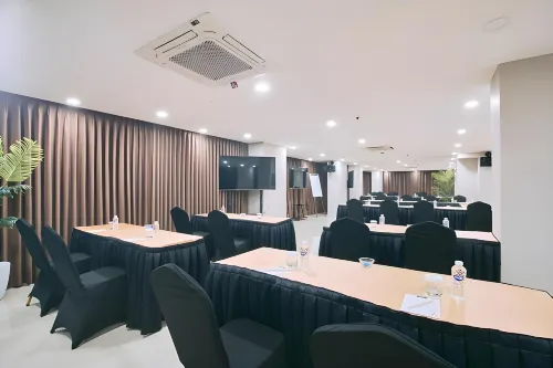 Horison Suite & Residences Iswara Bekasi Fasilitas Bisnis Photos