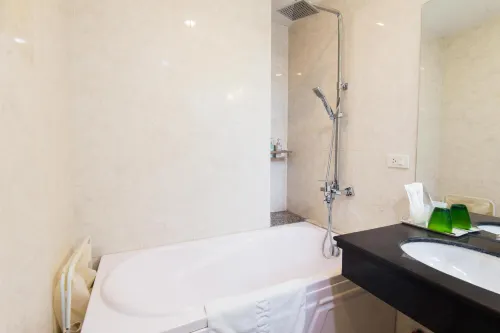 22Housing Linh Lang Hotel & Residence Photos