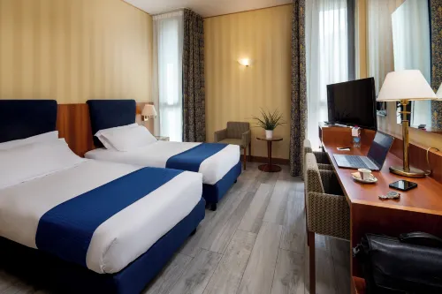 Hotel Parma & Congressi Camere Photos