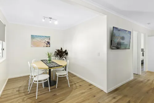 Flynns Beach Caravan Park Photos