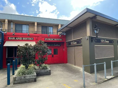 Southend Hotel Exterior Photos