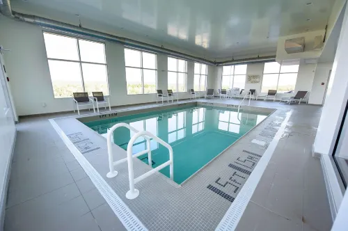 Hampton Inn & Suites by Hilton Truro Leisure & Recreation Photos