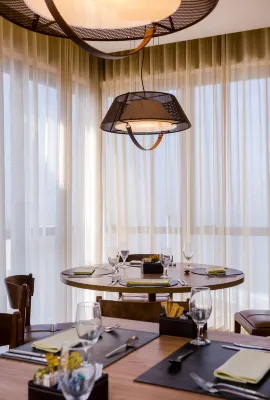 Ritz Copacabana Boutique Hotel Restauration Photos