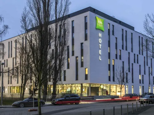 Ibis Styles Stuttgart Vaihingen Rooms Photos