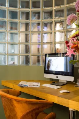 Hotel2Stay Espaces Affaires Photos