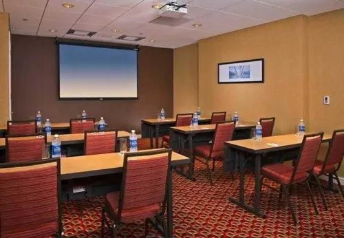 Generator Hotel Washington DC Business Facilities Photos