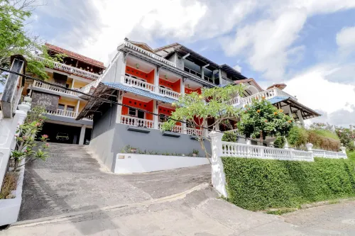 Adinda Beach Hotel and Villa Exterior Photos
