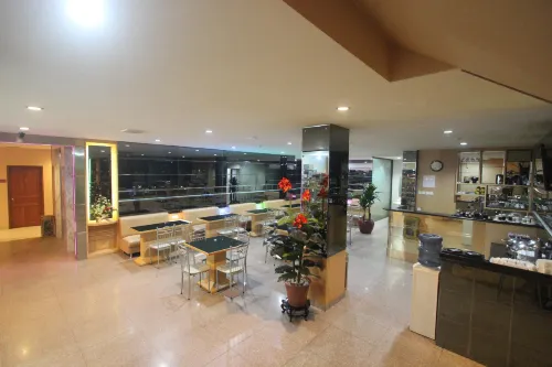 Lovina Inn Penuin Hotel Makanan Photos