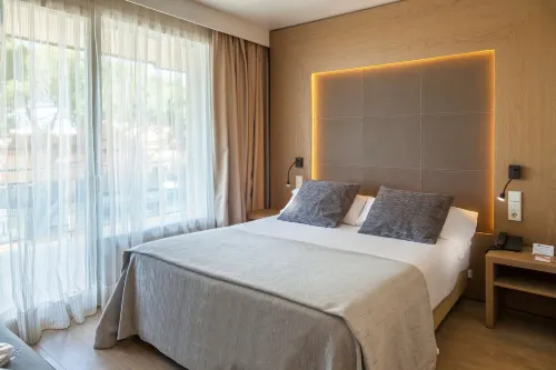 Best Western Hotel Mediterraneo, Castelldefels Rooms Photos