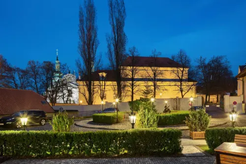 Lindner Hotel Prague Castle Außen Photos