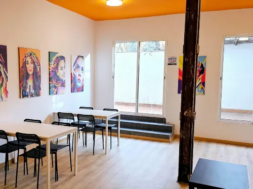 Arc House Pop Art Makanan Photos