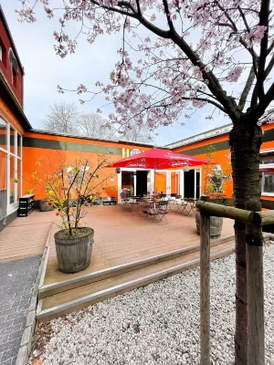 Holi-Berlin Hotel Außen Photos