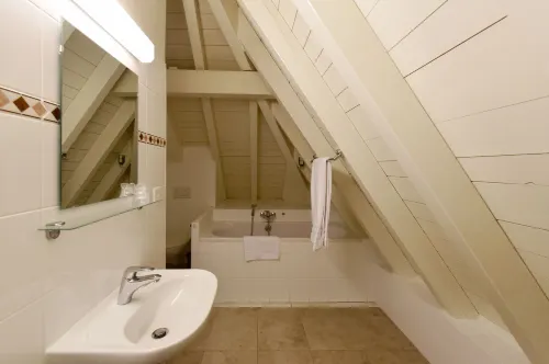 L'Hôtel by Hostellerie du Château Photos