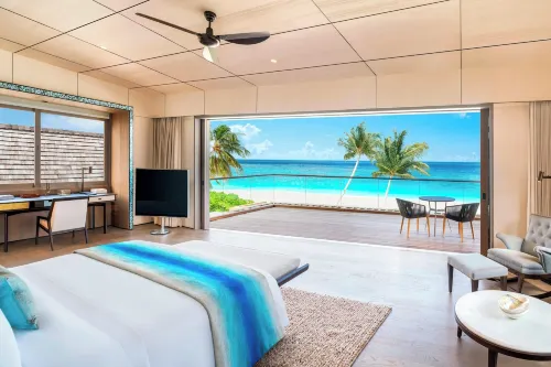 The St. Regis Maldives Vommuli Resort Rum Photos