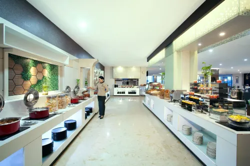 Platinum Hotel & Convention Hall Balikpapan Restauration Photos