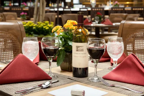 Embassy Suites by Hilton la Quinta Hotel & Spa Dining Photos
