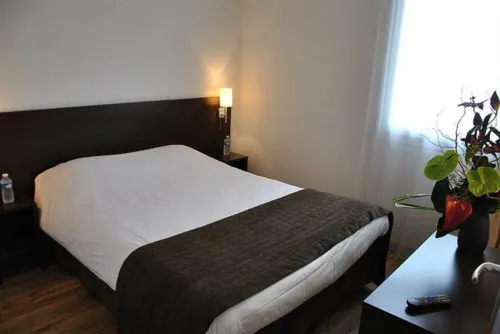 Séjours & Affaires Caen le Clos Beaumois Rooms Photos