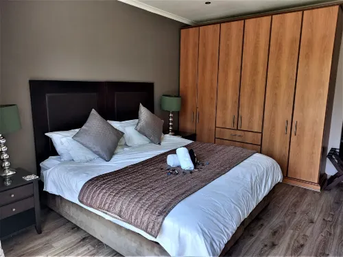 Mandalay Beach Guest House Rum Photos