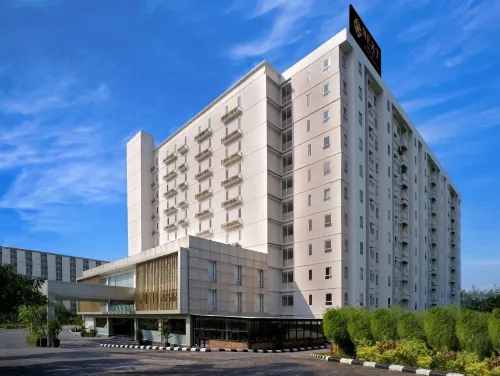 Next Hotel Yogyakarta Eksterior Photos