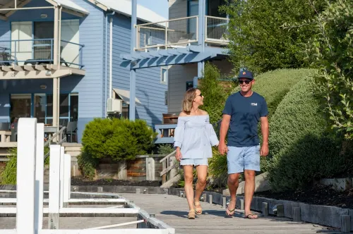 Captains Cove Resort - Waterfront Apartments Aree comuni Photos