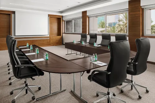InterContinental Hotels Bahrain Business Facilities Photos