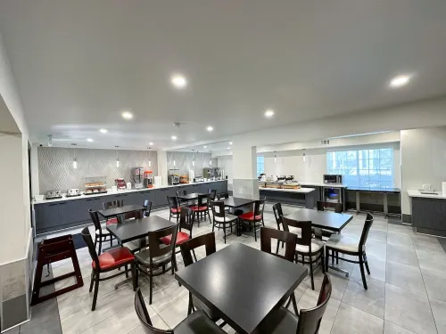Ramada by Wyndham Anaheim Convention Center Dining Photos