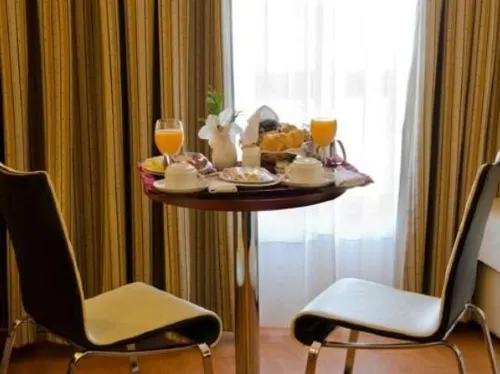 VIP Executive Santa Iria Hotel Rooms Photos