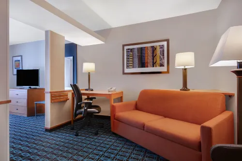 Fairfield Inn & Suites Detroit Metro Airport Romulus Featured Photos