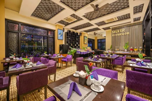 Khách sạn Royal Riverside Hội An Ăn uống Photos