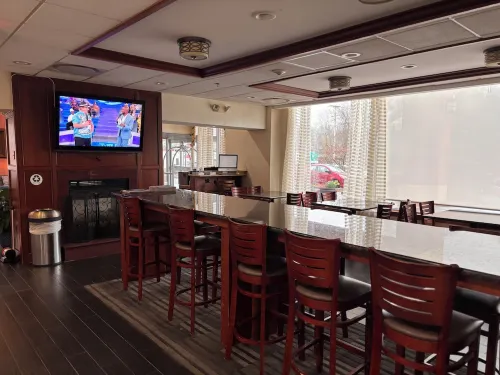 Clarion Hotel & Suites Hamden-New Haven Business Facilities Photos