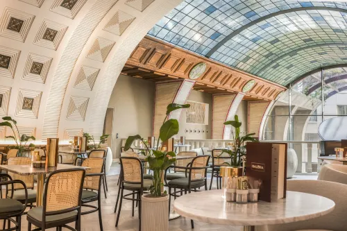 Continental Hotel Budapest Dining Photos