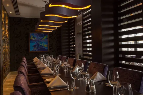 Radisson Blu Waterfront Hotel, Jersey Restauration Photos